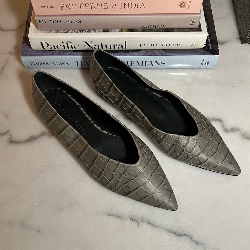 freda salvador grey / green croc yvette flats